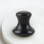 Champi Gua Sha en serpentine noire – Relaxation et détente